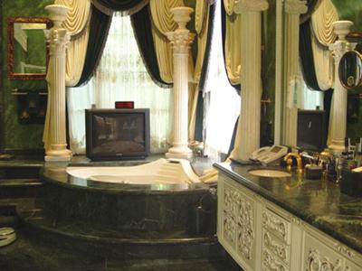 Luxury Bathrooms Designs on To The Bathroom Designs Blog Decadent Luxury Bathroom By Charmaine